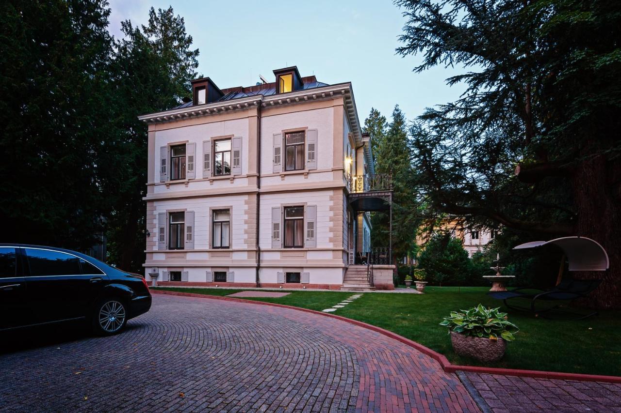 Villa Luttwitz Μπάντεν-Μπάντεν Εξωτερικό φωτογραφία